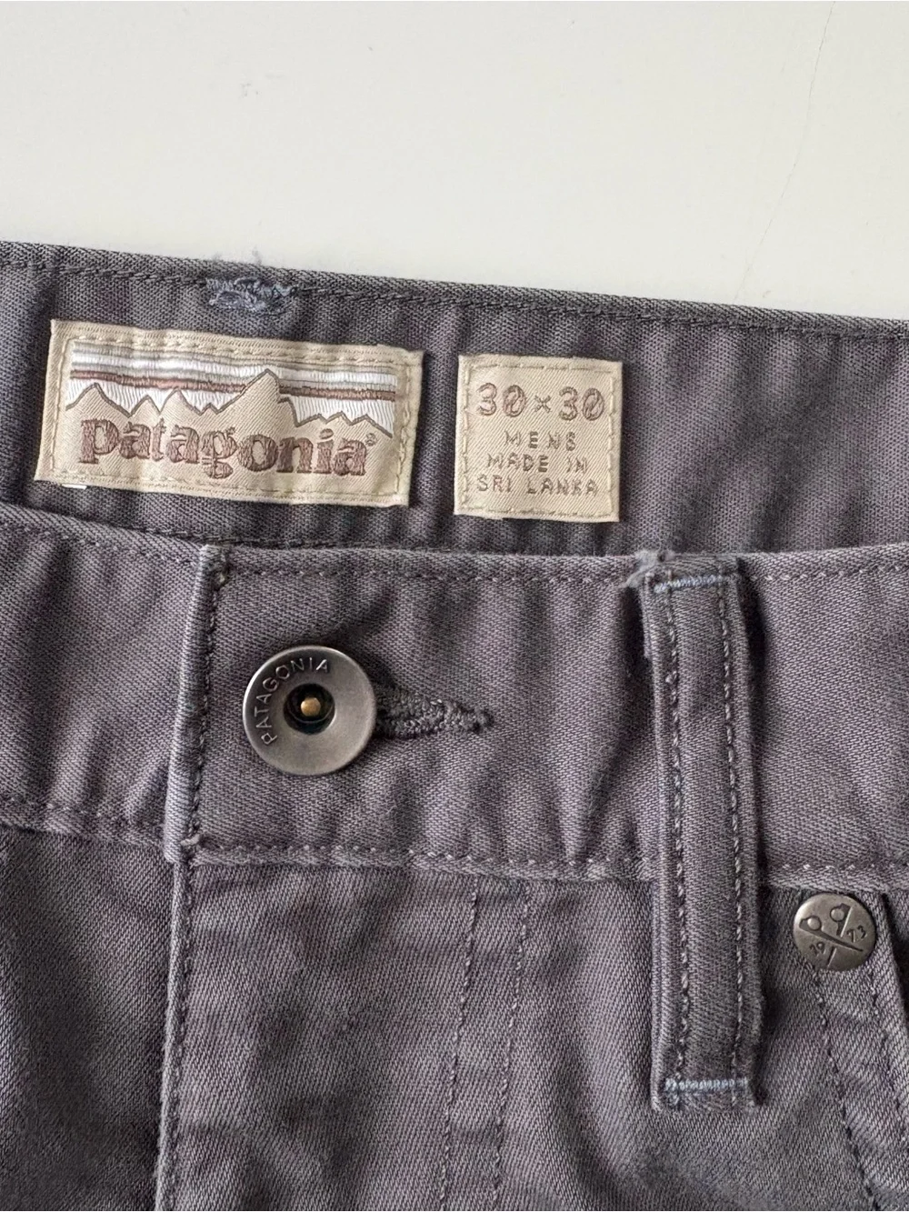 Patagonia Men's Dark Gray Straight-Fit Pants Size 30x30